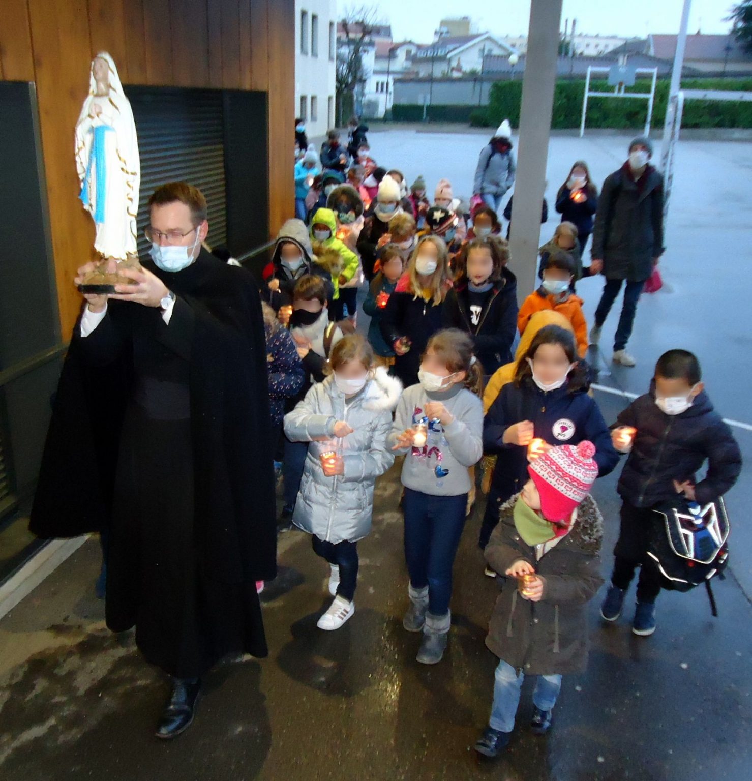 Procession du 8 décembre Notre Dame du Bon Conseil